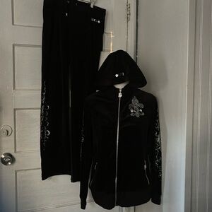 Women active wear. Black color with silver stone prints.